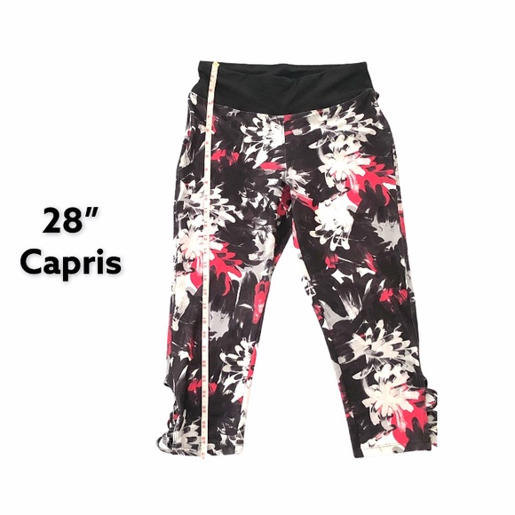 💛NWT Women’s Capri Leggings - Picture 2 of 9